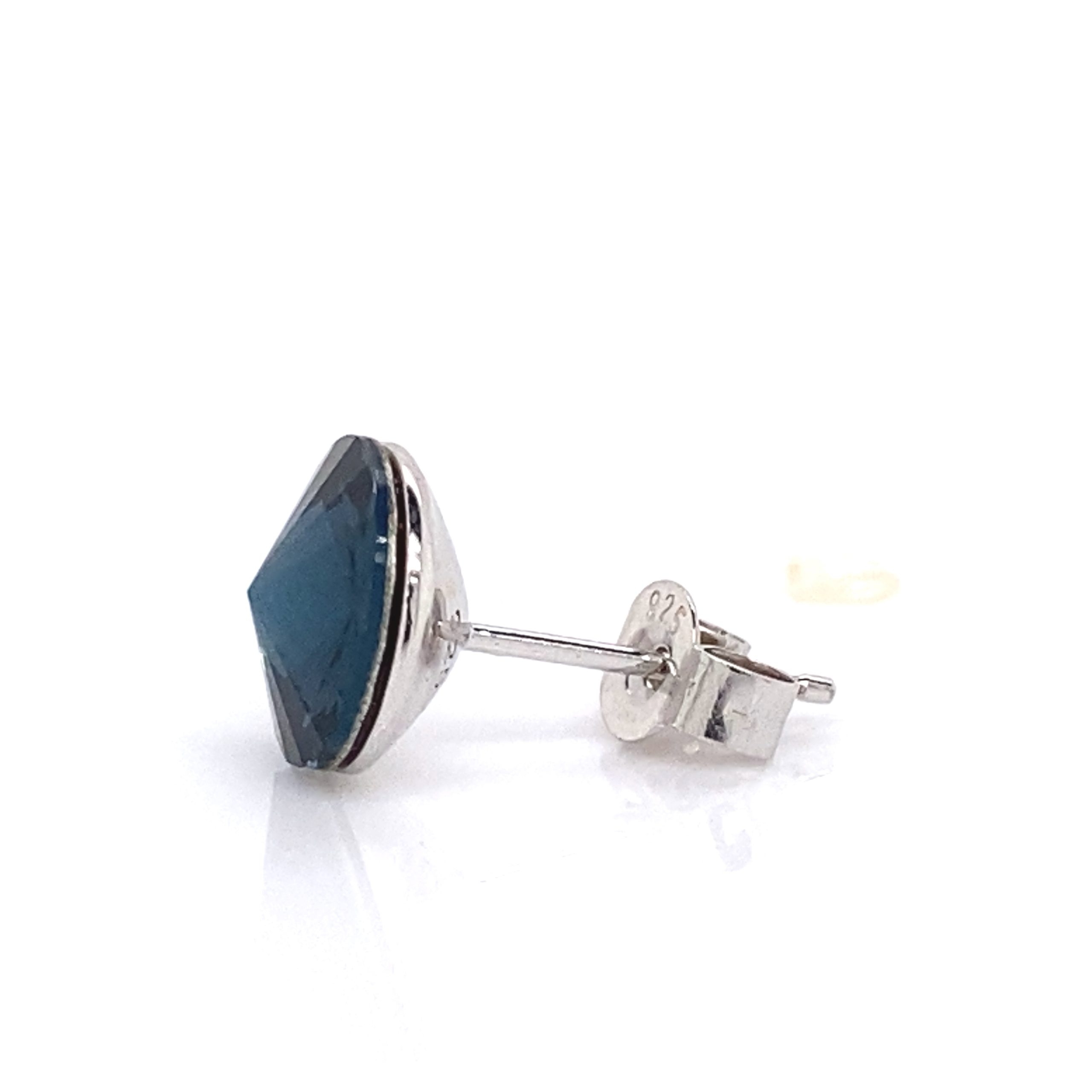 SE151226M_FLAT-scaled-1.jpg